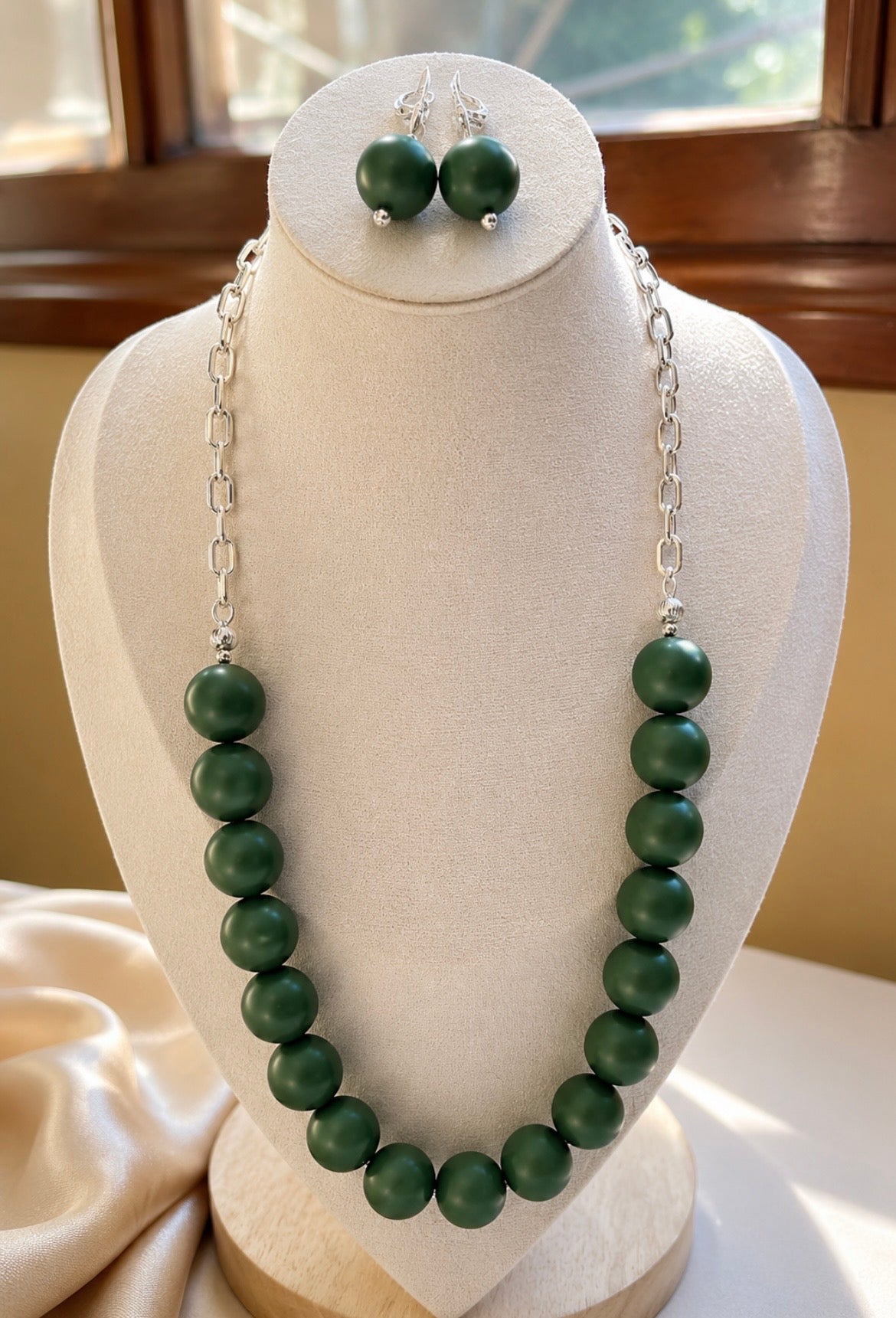 Conjunto verde de madeira horquidea